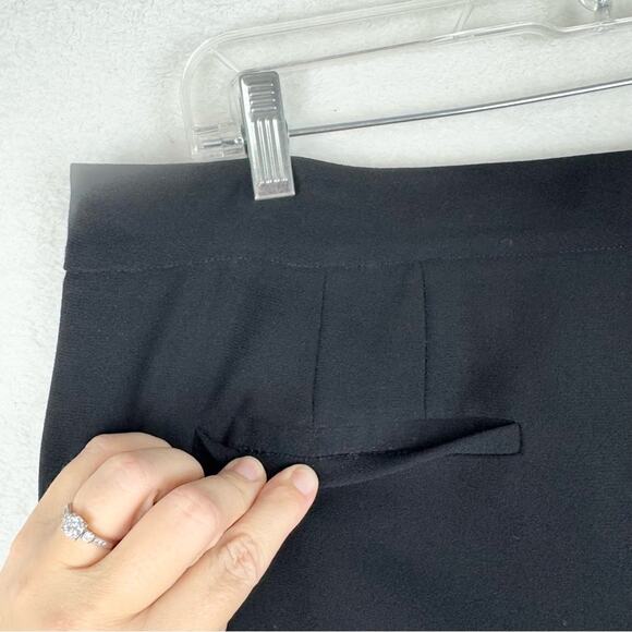 Vince High Waisted Pleated Slim Leg Crop Jogger Trouser Zip Hem Pants Black 10 - Picture 15 of 15